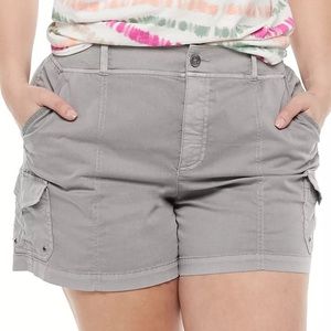 Plus Size EVRI™ Utility Shorts